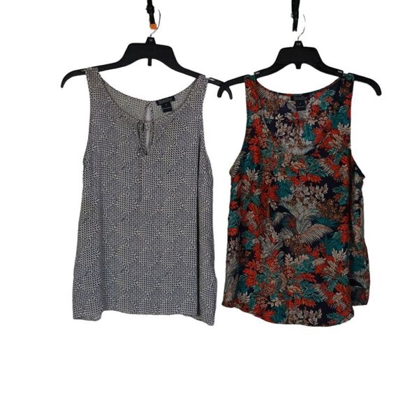 Lucky Brand Silk Presley Tank & Cream/Blue Patterned Tank, Small - Picture 4 of 5